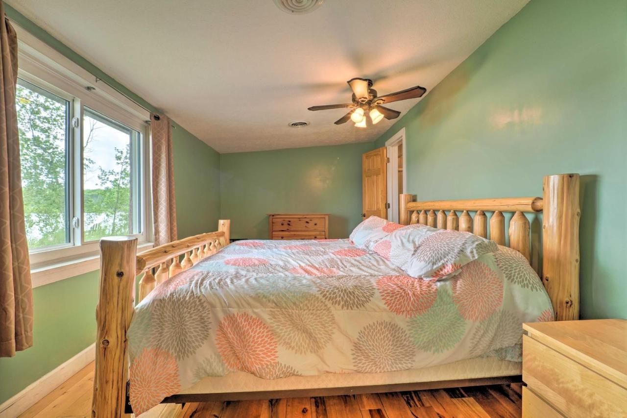 13 Mi To Downtown Quiet Lakefront Cottage Traverse City Exterior foto